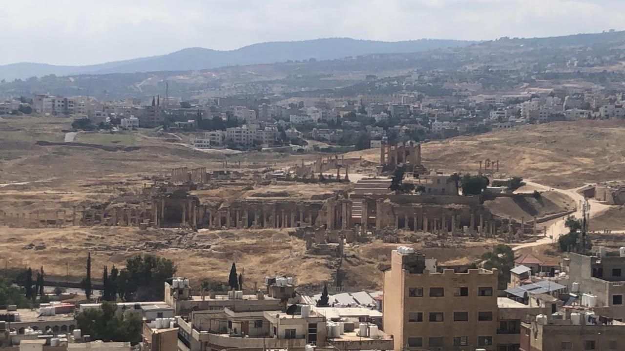 Dream House Hotel Jerash Jarash Extérieur photo